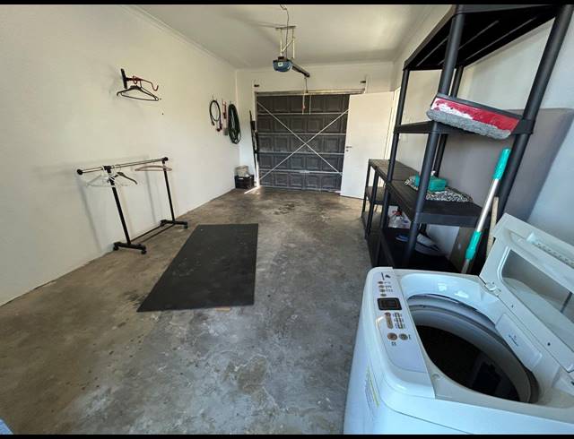 3 BEDROOM APARTMENT FOR SALE IN ASTON BAY